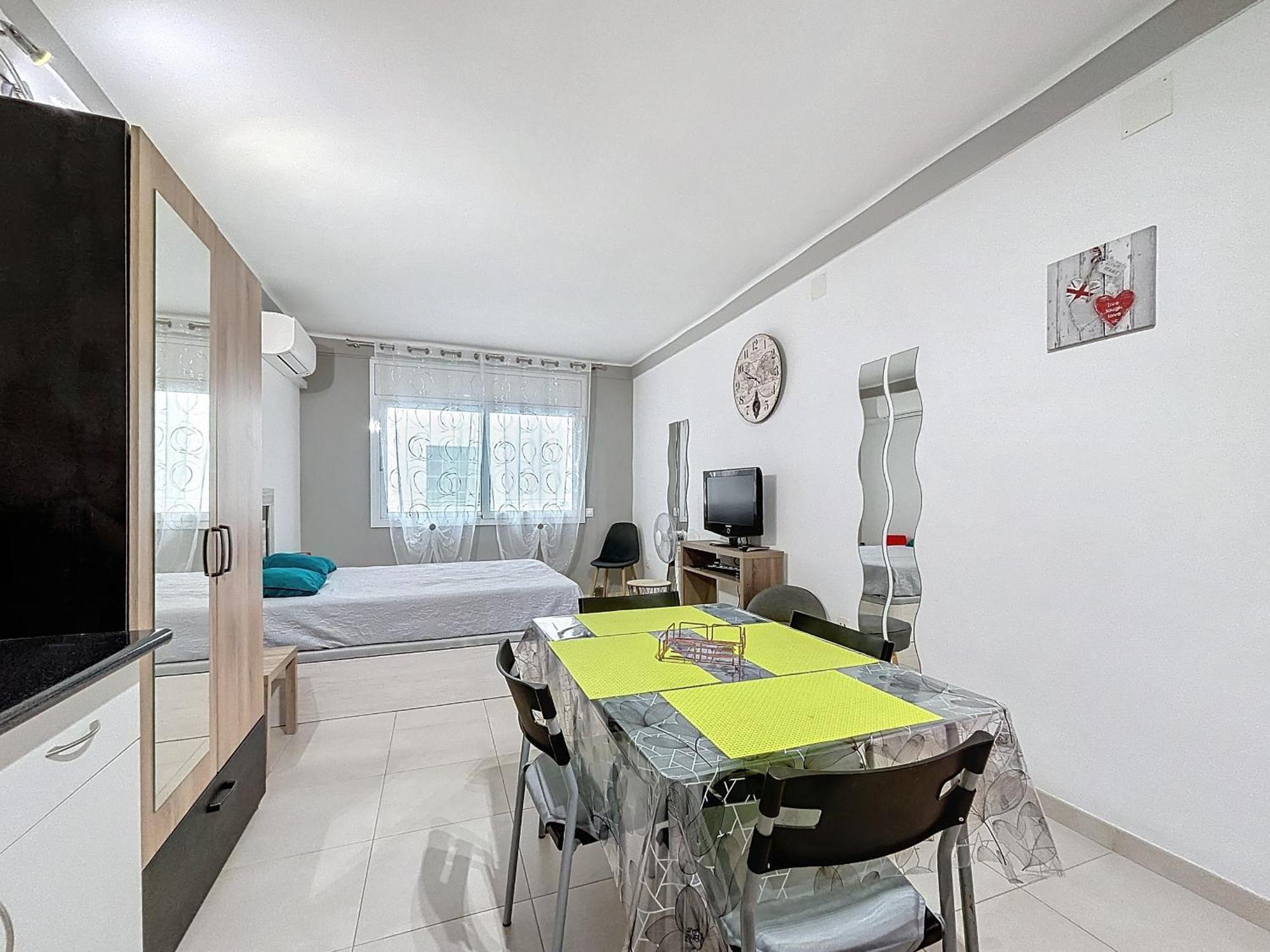 Pi Y Sunyer 8 4 - Estudio A 50 M De La Playa Roses Exterior photo